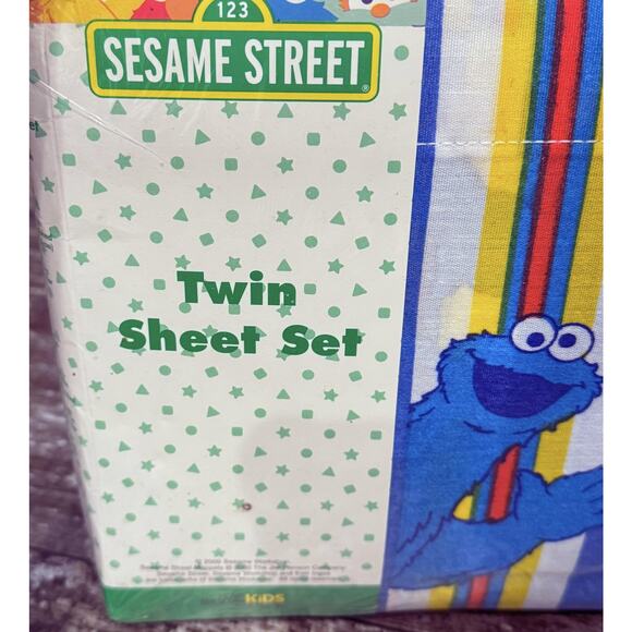 Vintage‎ Sesame Street Twin Sheet Set 2000 Elmo Cookie Monster My Neighborhood - Picture 6 of 9